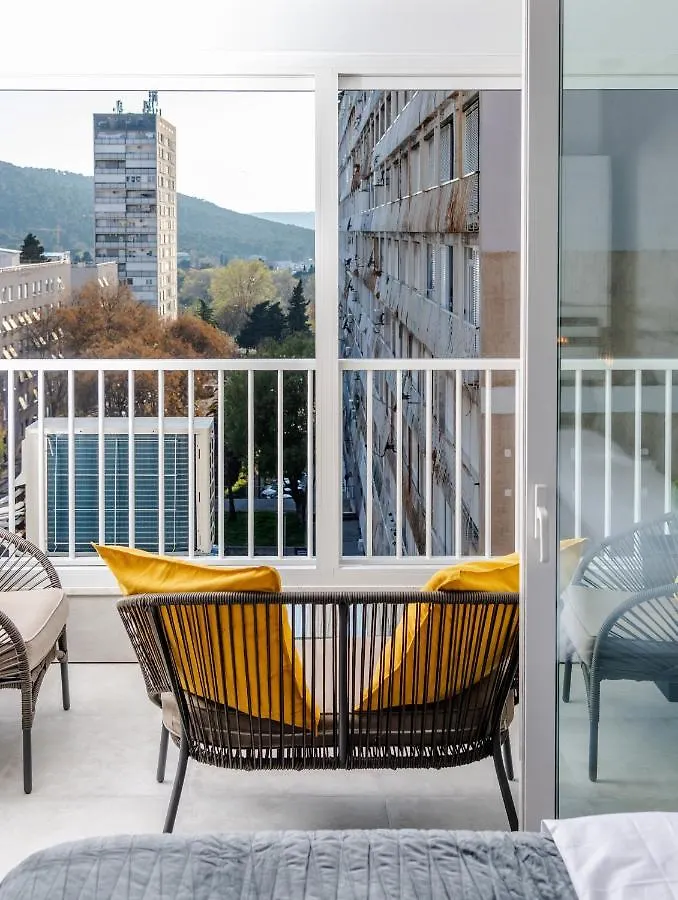 Luxury Apartment Sandra Split