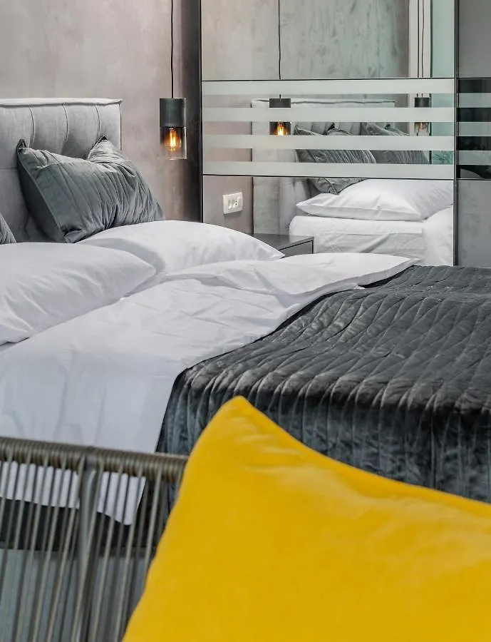 Luxury Apartment Sandra Split 0*,