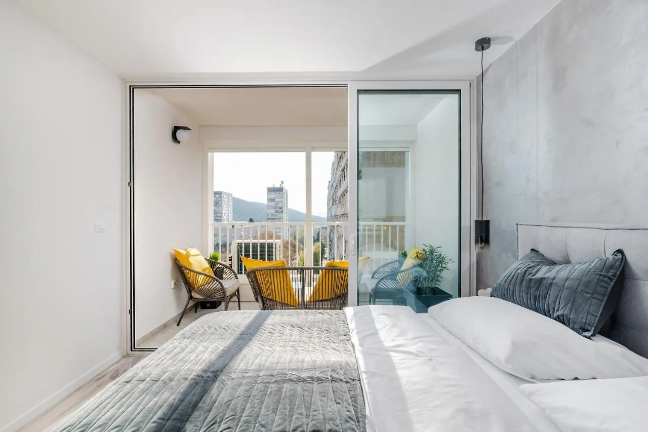 Luxury Apartment Sandra Split