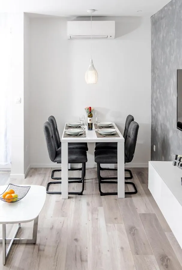 Luxury Apartment Sandra Split
