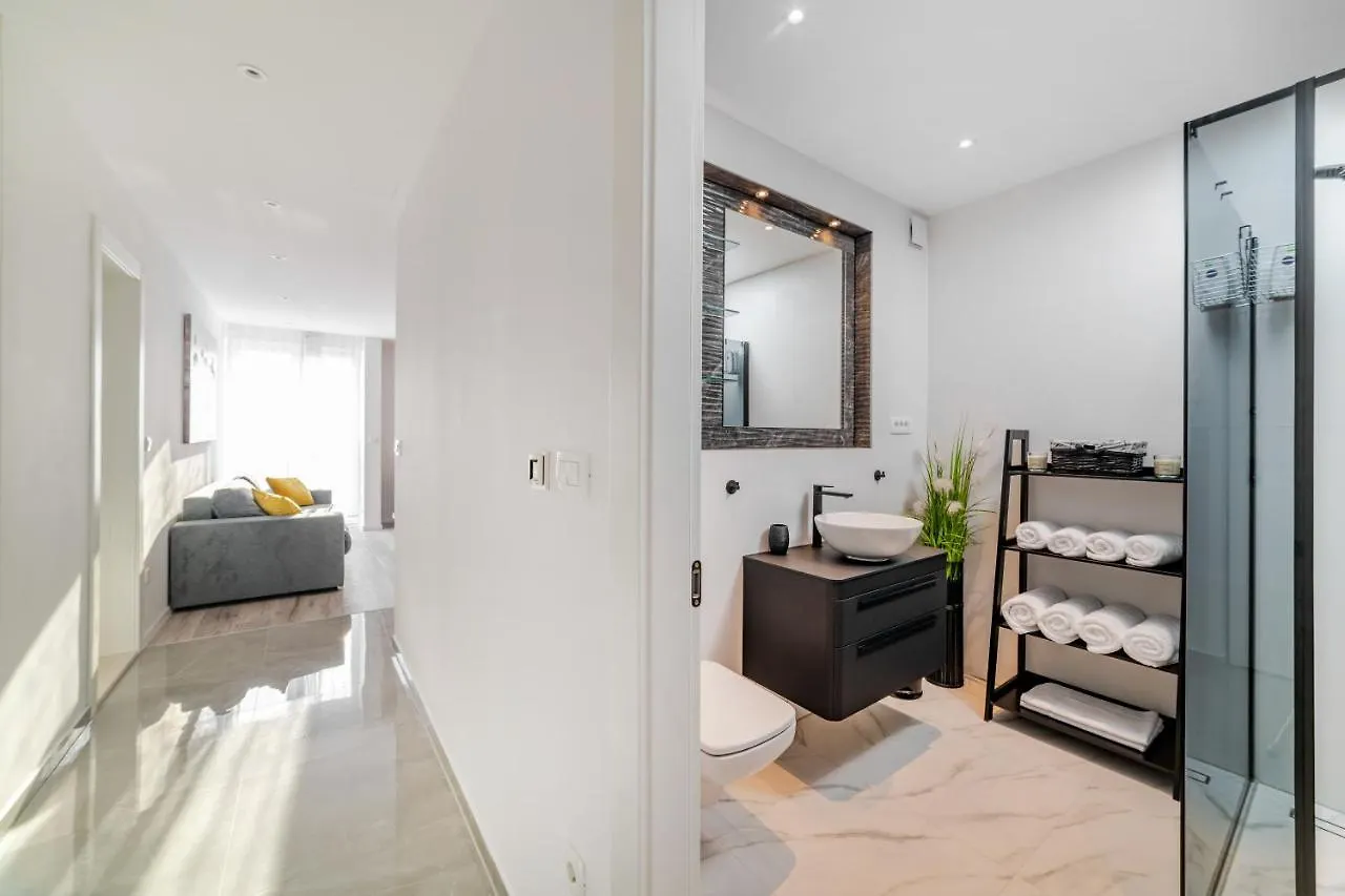 Luxury Apartment Sandra Split